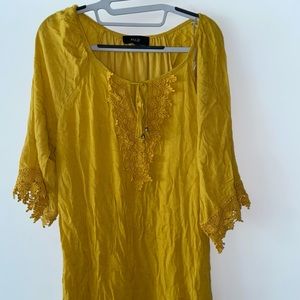 Women's Knee Length Yellow Dress